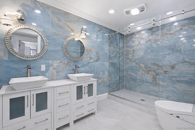 171 Oakfield Avenue, Dix Hills, NY 11746