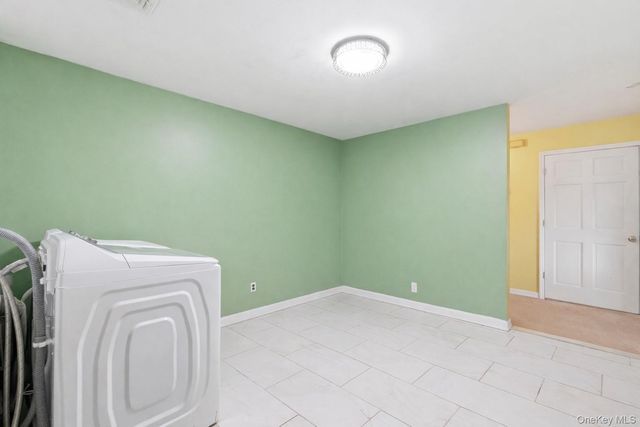 171 Oakfield Avenue, Dix Hills, NY 11746