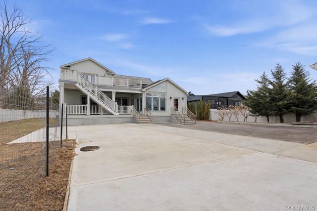 171 Oakfield Avenue, Dix Hills, NY 11746