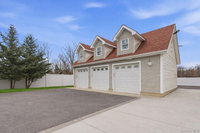 171 Oakfield Avenue, Dix Hills, NY 11746