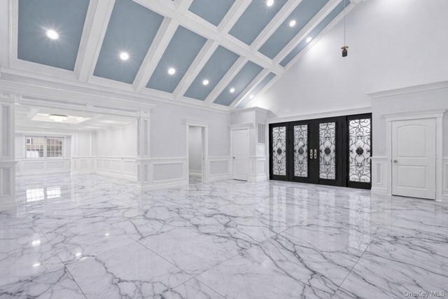 171 Oakfield Avenue, Dix Hills, NY 11746