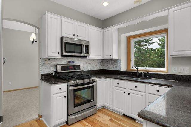 705 Granite Drive, Eagan, MN 55123