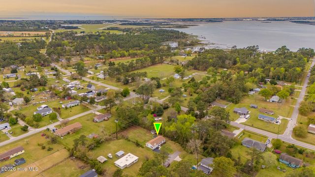 213 Russell Street, Beaufort, NC 28516