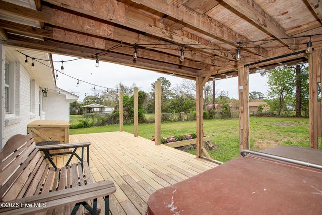 213 Russell Street, Beaufort, NC 28516