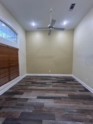 43480 Weber City Rd, Gonzales, LA 70737