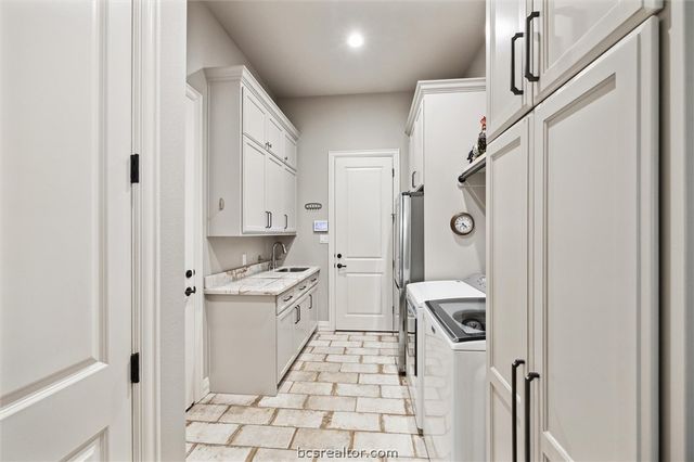 5202 Bourrone Court, Bryan, TX 77802