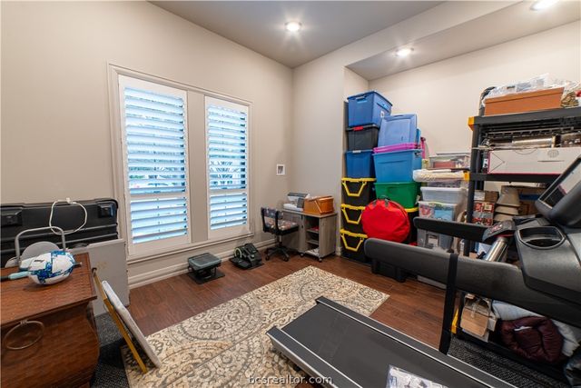 5202 Bourrone Court, Bryan, TX 77802