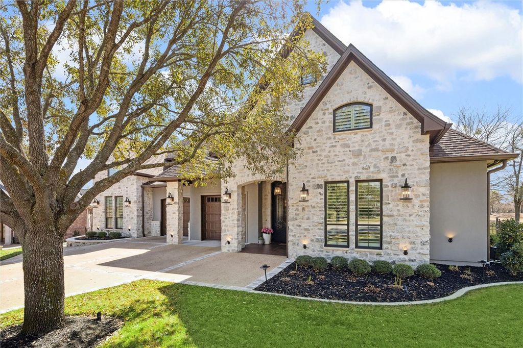 5202 Bourrone Court, Bryan, TX 77802