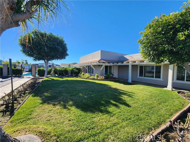 19251 brookhurst 137, Huntington Beach, CA 92646