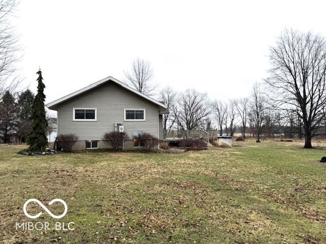 1301 N Maple Street, Veedersburg, IN 47987