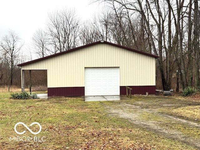 1301 N Maple Street, Veedersburg, IN 47987