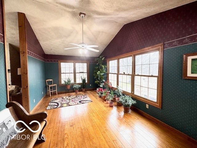 1301 N Maple Street, Veedersburg, IN 47987