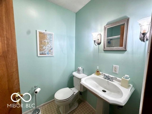 1301 N Maple Street, Veedersburg, IN 47987