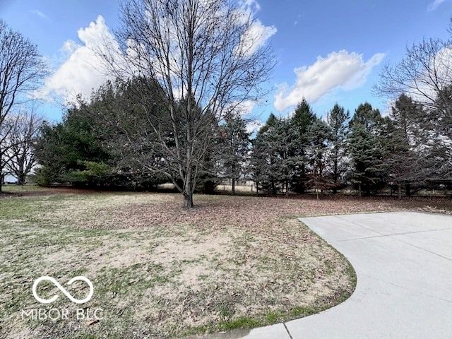 1301 N Maple Street, Veedersburg, IN 47987