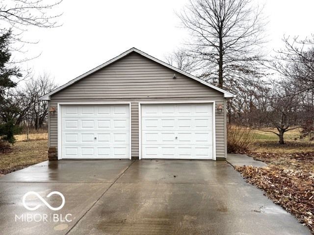 1301 N Maple Street, Veedersburg, IN 47987