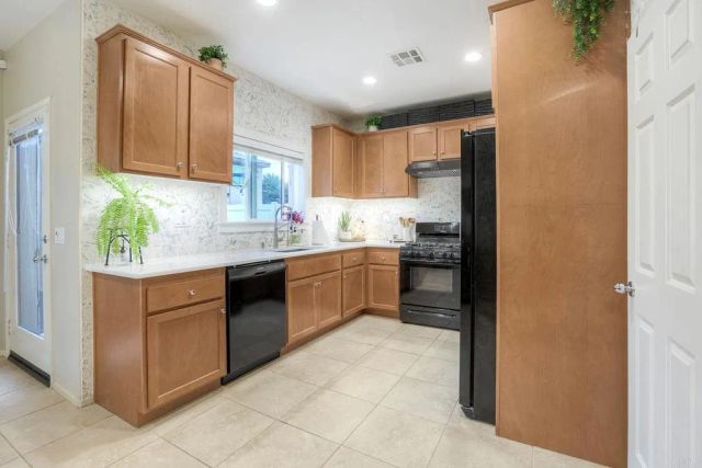 35262 Persano Place, Fallbrook, CA 92028