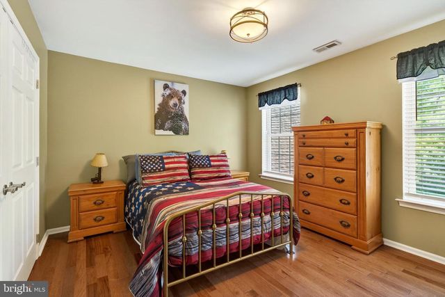 675 ROCK HILL RD, Quakertown, PA 18951