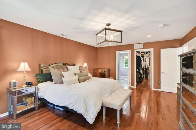 675 ROCK HILL RD, Quakertown, PA 18951