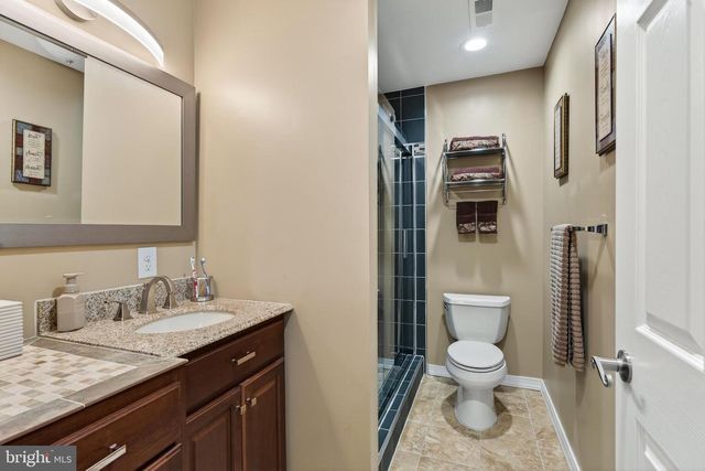 675 ROCK HILL RD, Quakertown, PA 18951