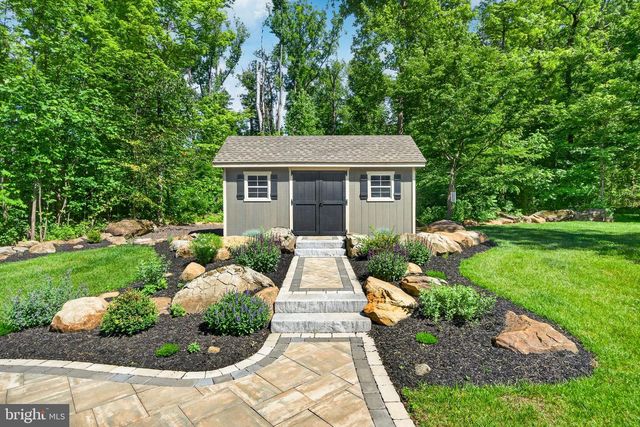 675 ROCK HILL RD, Quakertown, PA 18951