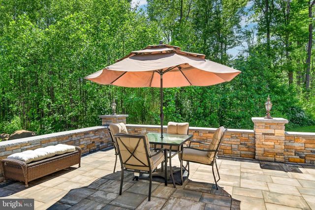 675 ROCK HILL RD, Quakertown, PA 18951