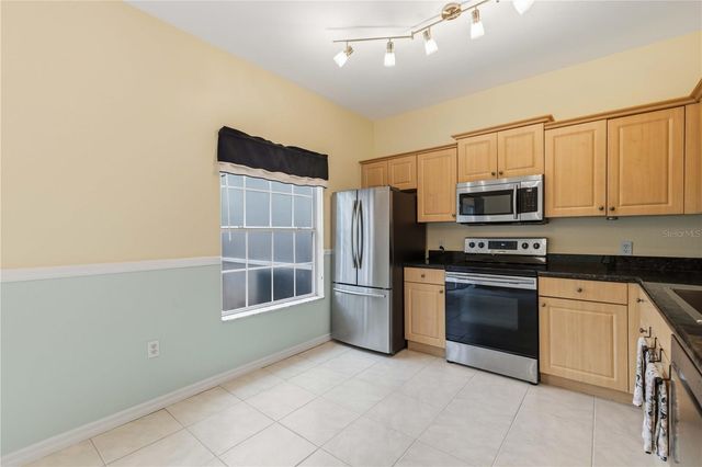 7604 PLANTATION CIRCLE 7604, University Park, FL 34201