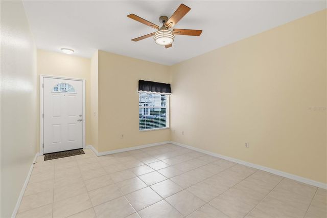 7604 PLANTATION CIRCLE 7604, University Park, FL 34201