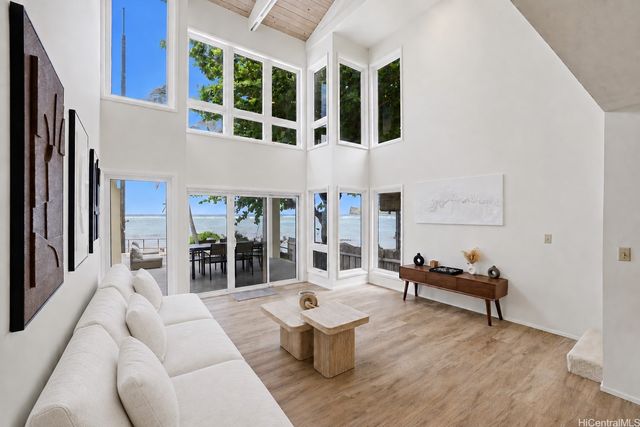 41-459 Kalanianaole Highway, Waimanalo, HI 96795