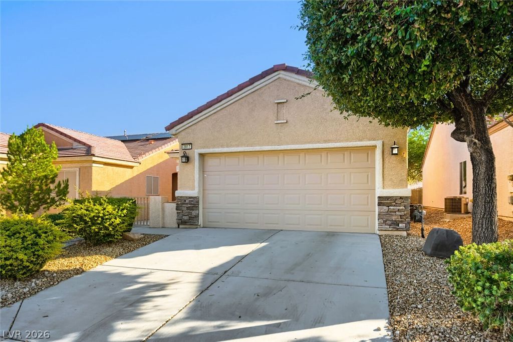 2817 Ground Robin Drive, North Las Vegas, NV 89084 — exterior