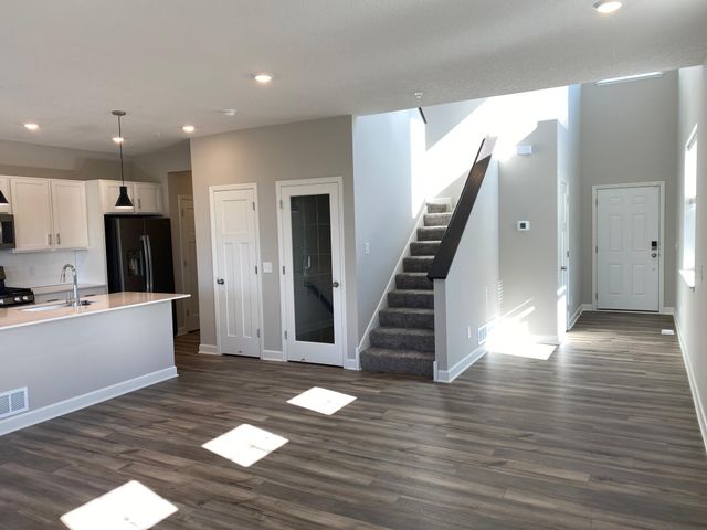 190 Jean Avenue N, Lake Elmo, MN 55042