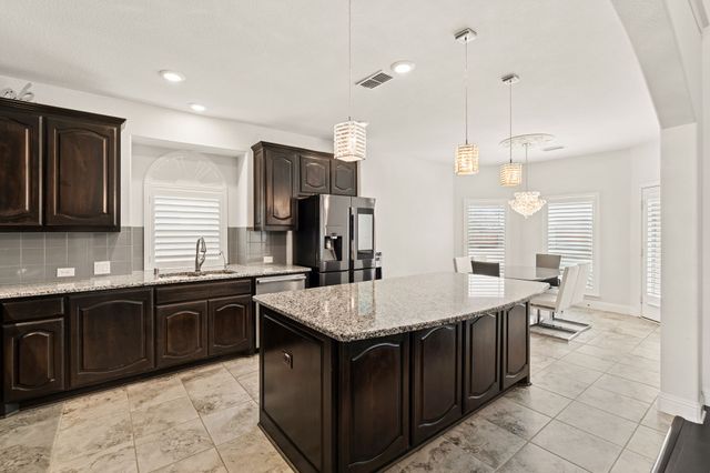 2671 Corona Drive, Grand Prairie, TX 75054