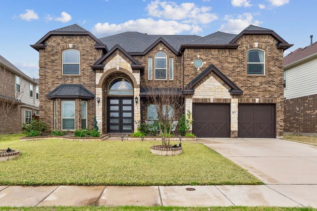 2671 Corona Drive, Grand Prairie, TX 75054