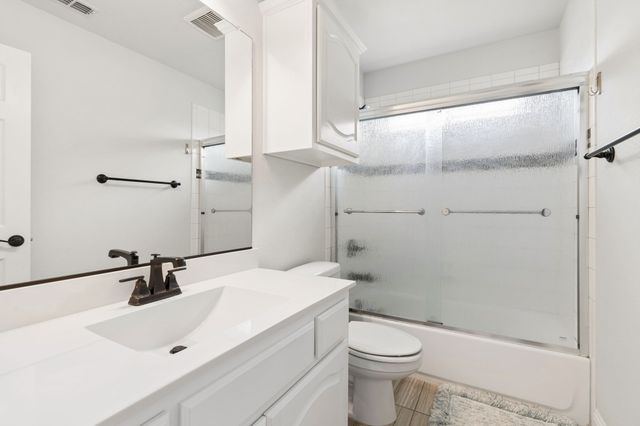 2671 Corona Drive, Grand Prairie, TX 75054