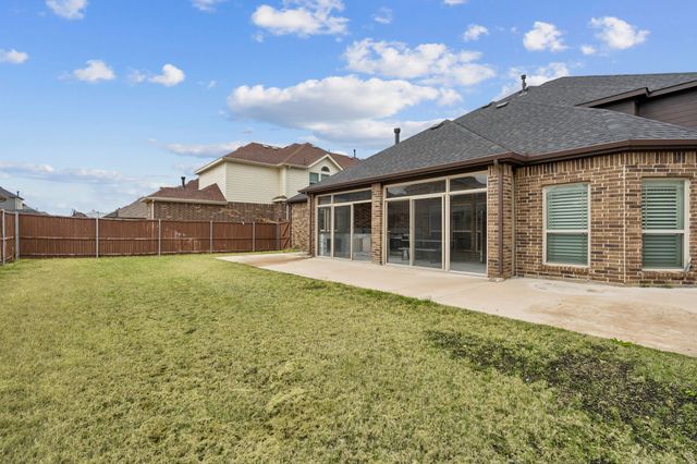 2671 Corona Drive, Grand Prairie, TX 75054