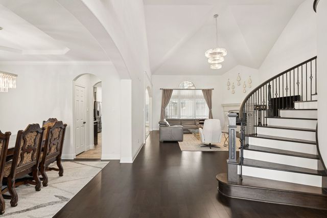 2671 Corona Drive, Grand Prairie, TX 75054