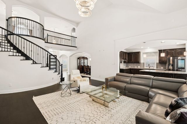 2671 Corona Drive, Grand Prairie, TX 75054