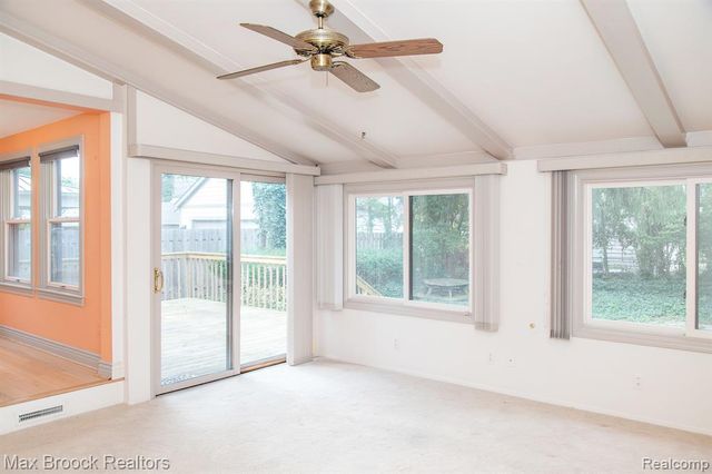 10145 Borgman Avenue, Huntington Woods, MI 48070