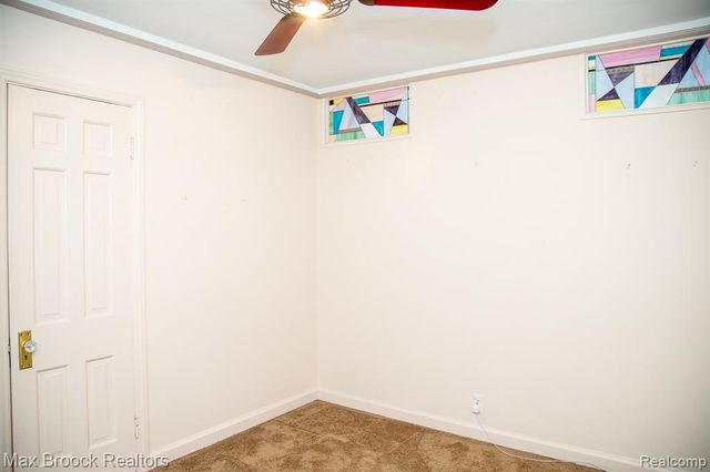 10145 Borgman Avenue, Huntington Woods, MI 48070