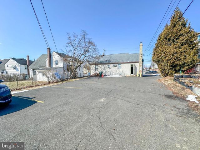 1201 EASTON RD, Abington, PA 19001