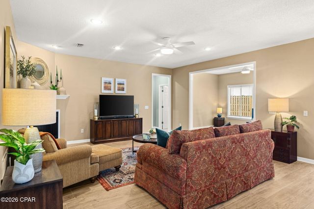 913 Mallory Drive, Panama City, FL 32405