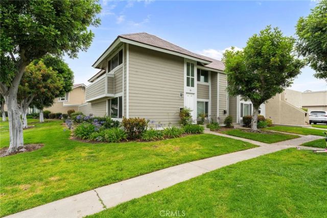31 Golden Glen, Irvine, CA 92604