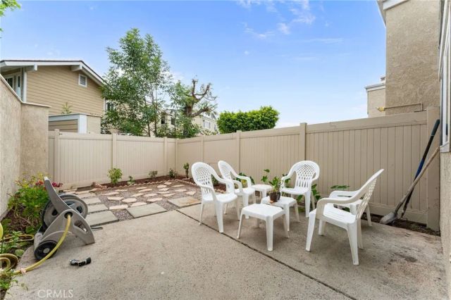 31 Golden Glen, Irvine, CA 92604