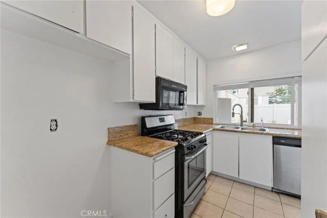 31 Golden Glen, Irvine, CA 92604