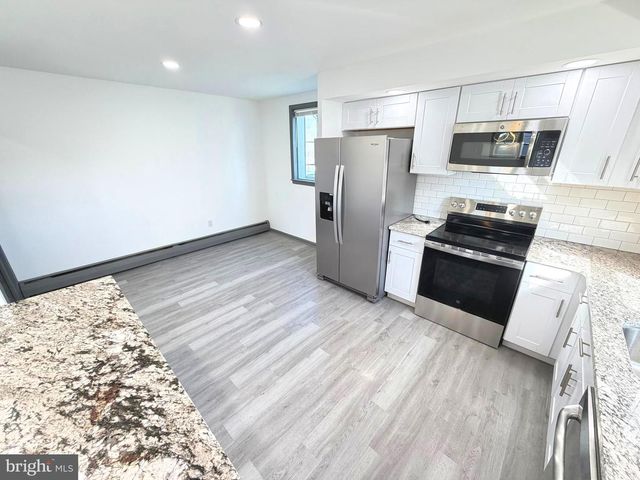 1612 TREMONT AVE, Norristown, PA 19401