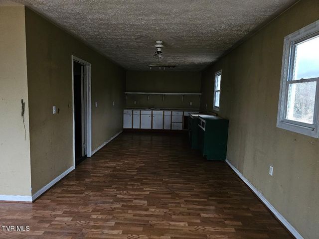 34520 Fleet Road, Glade Spring, VA 24340