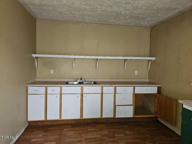 34520 Fleet Road, Glade Spring, VA 24340