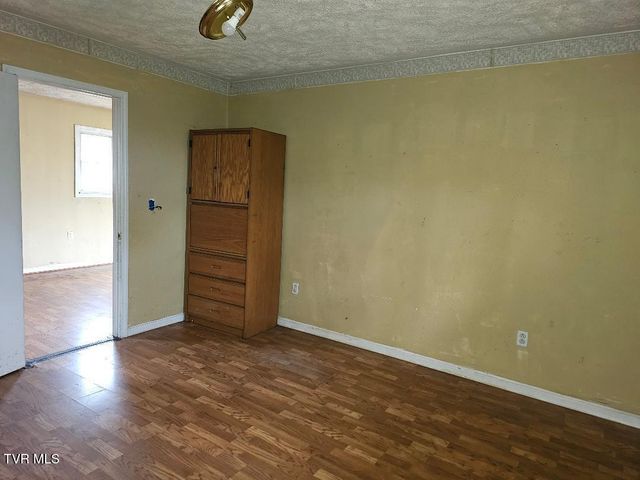 34520 Fleet Road, Glade Spring, VA 24340