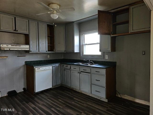 34520 Fleet Road, Glade Spring, VA 24340