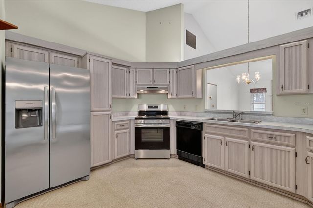 19200 PARK PLACE BOULEVARD, Eustis, FL 32736