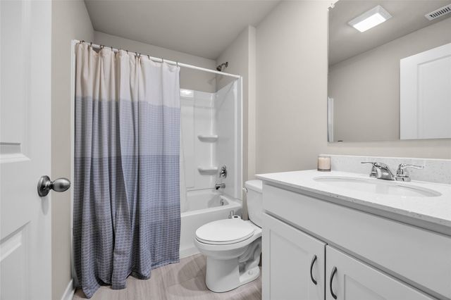 3325 Craven Drive, Coralville, IA 52241